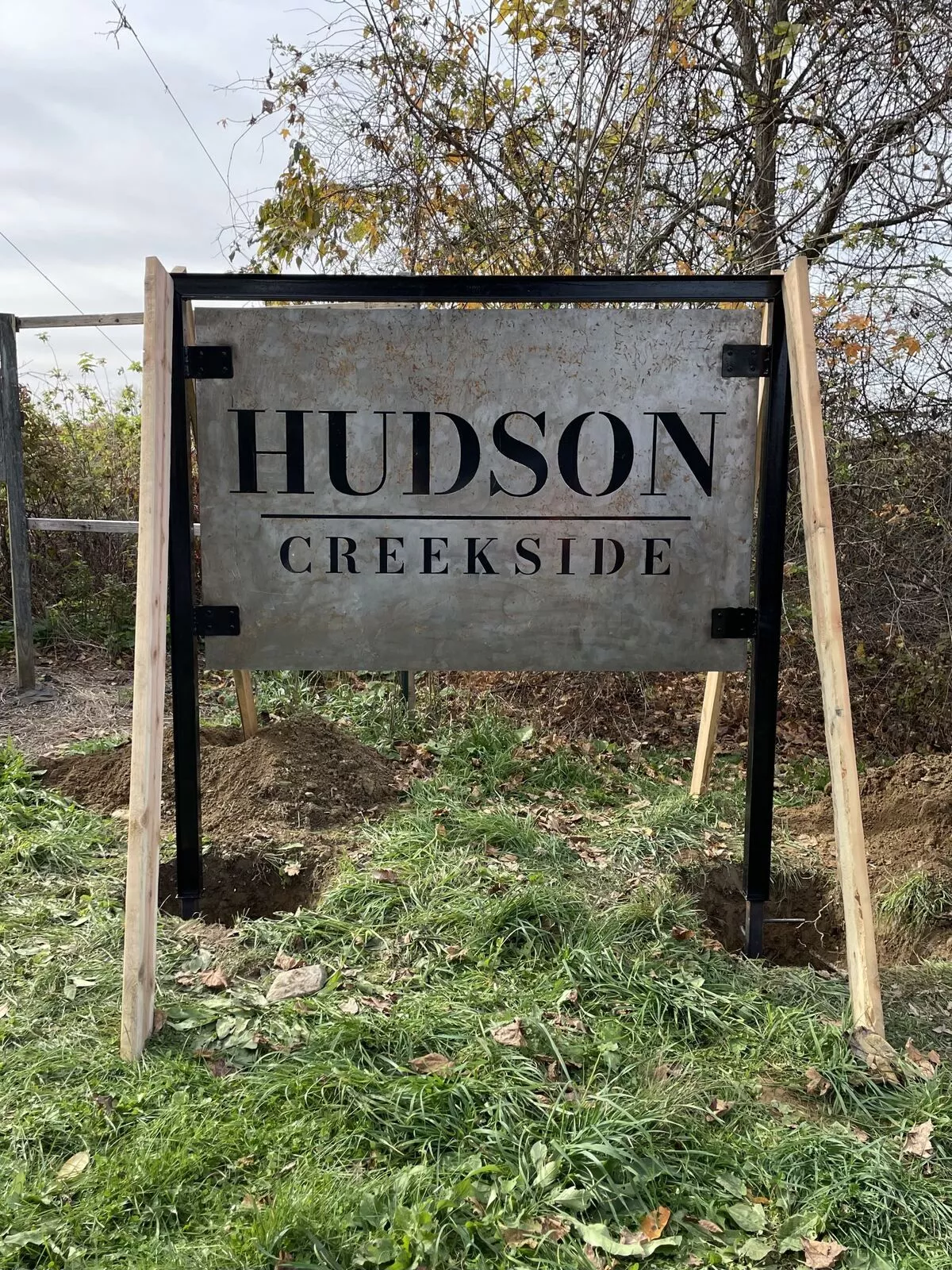 Hudson Creekside Sign